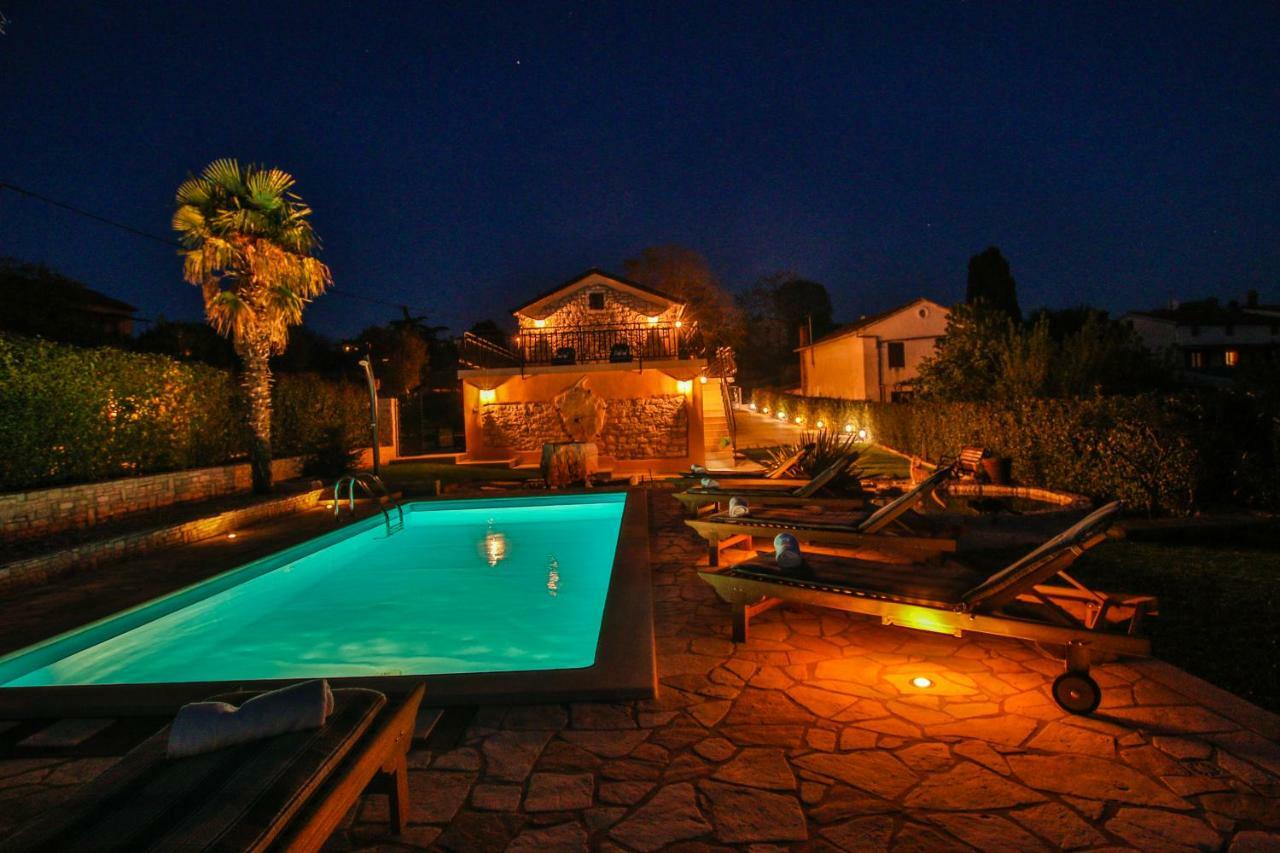 Villa Alma Kaštelir Kültér fotó