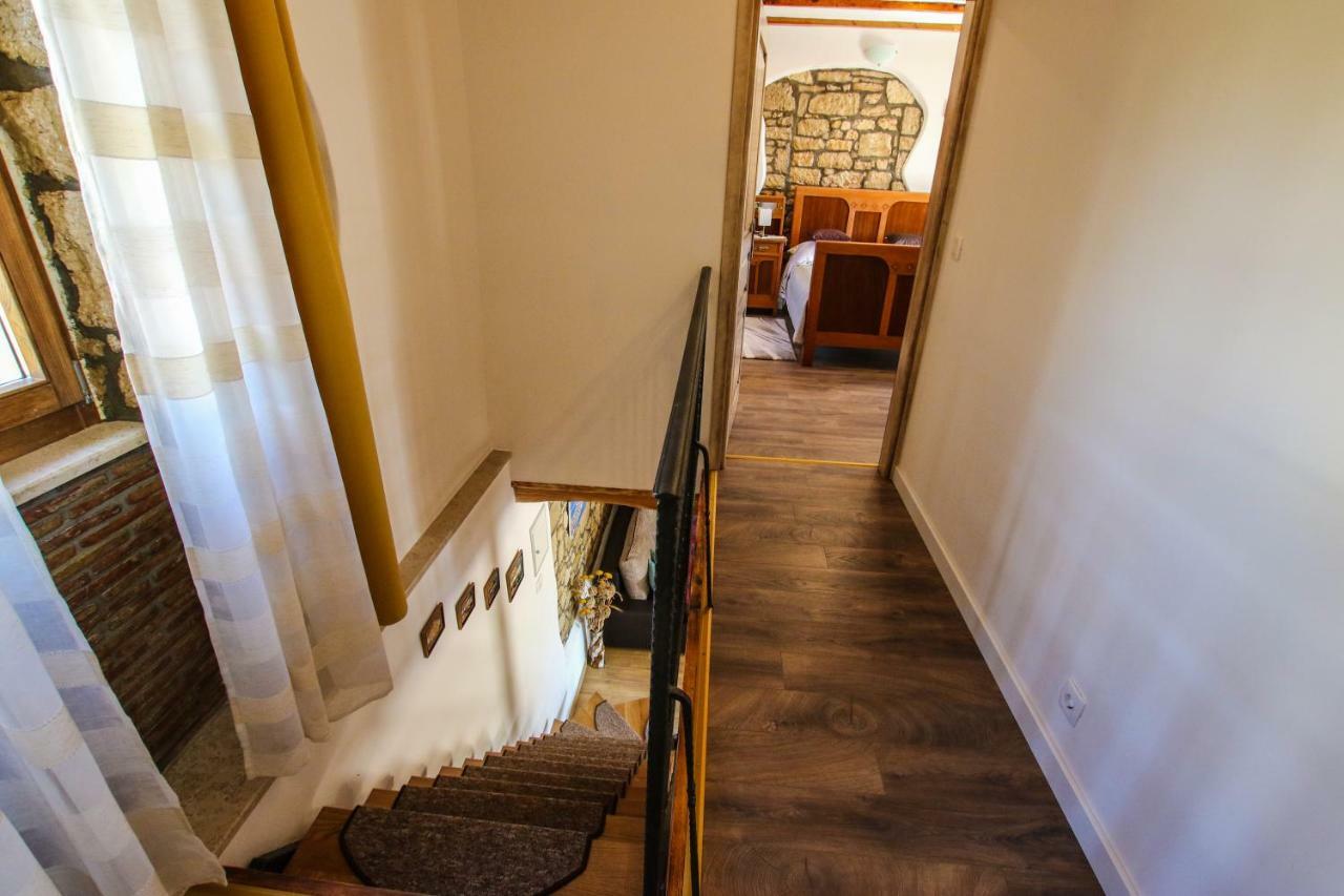 Villa Alma Kaštelir Kültér fotó