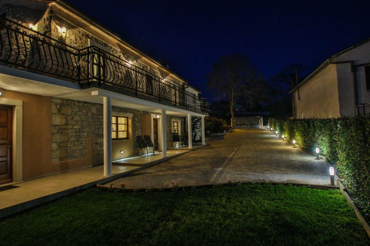 Villa Alma Kaštelir Kültér fotó